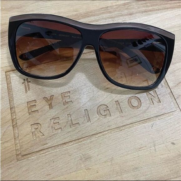 Aigner 35009 Brown Sunglasses - Picture 1 of 2